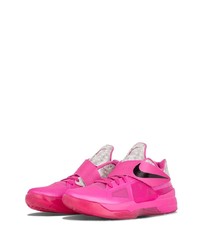 Chaussures de sport fuchsia Nike