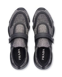 Chaussures de sport gris foncé Prada