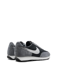 Chaussures de sport gris foncé Nike