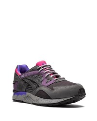 Chaussures de sport gris foncé Asics