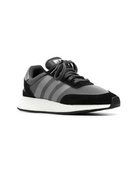 Chaussures de sport gris foncé adidas