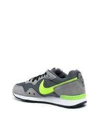 Chaussures de sport gris foncé Nike