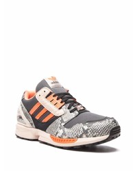 Chaussures de sport gris foncé adidas