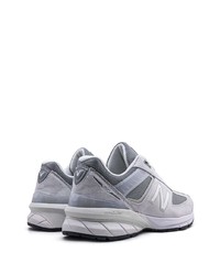 Chaussures de sport grises New Balance