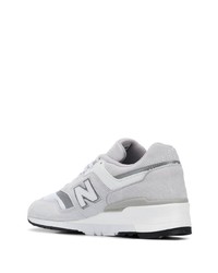 Chaussures de sport grises New Balance