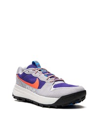 Chaussures de sport grises Nike