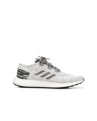 Chaussures de sport grises adidas