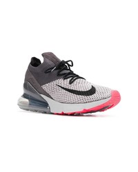 Chaussures de sport grises Nike