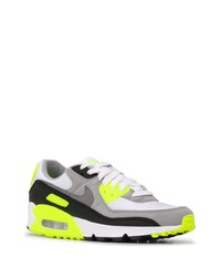 Chaussures de sport grises Nike