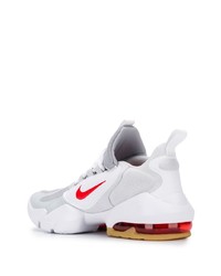 Chaussures de sport grises Nike