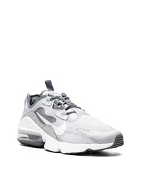 Chaussures de sport grises Nike