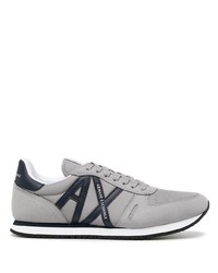 Chaussures de sport grises Armani Exchange