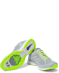 Chaussures de sport grises