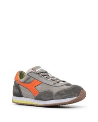 Chaussures de sport grises Diadora