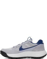 Chaussures de sport grises Nike