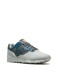 Chaussures de sport grises Saucony