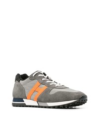 Chaussures de sport grises Hogan