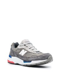 Chaussures de sport grises New Balance