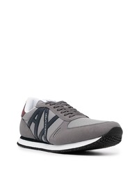 Chaussures de sport grises Armani Exchange