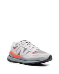 Chaussures de sport grises New Balance