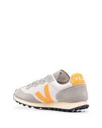 Chaussures de sport grises Veja