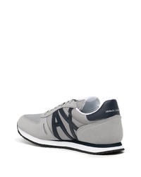 Chaussures de sport grises Armani Exchange