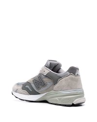 Chaussures de sport grises New Balance