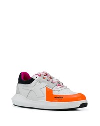 Chaussures de sport grises Diadora