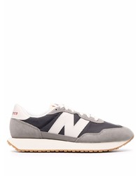 Chaussures de sport grises New Balance