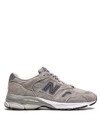 Chaussures de sport grises New Balance