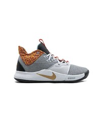 Chaussures de sport grises Nike