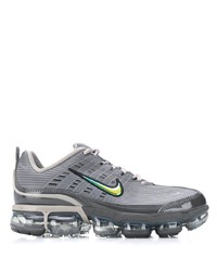 Chaussures de sport grises Nike