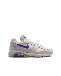 Chaussures de sport grises Nike