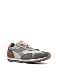 Chaussures de sport grises Diadora