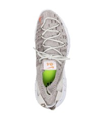 Chaussures de sport grises Nike