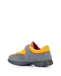 Chaussures de sport grises Camper