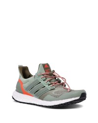 Chaussures de sport grises adidas