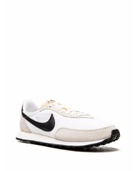 Chaussures de sport grises Nike