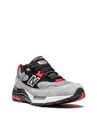 Chaussures de sport grises New Balance