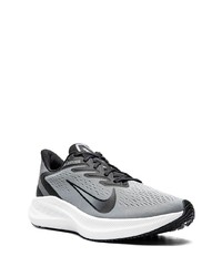 Chaussures de sport grises Nike