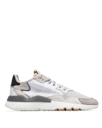 Chaussures de sport imprimées blanches adidas