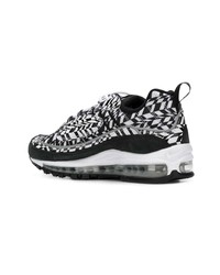 Chaussures de sport imprimées noires et blanches Nike