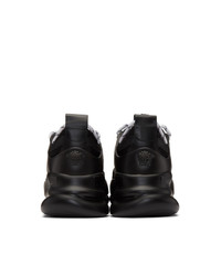 Chaussures de sport imprimées noires Versace