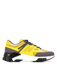 Chaussures de sport jaunes Hogan