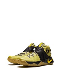 Chaussures de sport jaunes Nike