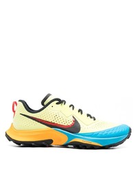 Chaussures de sport jaunes Nike