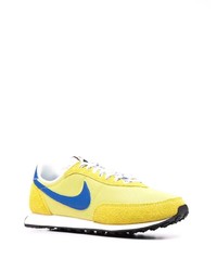 Chaussures de sport jaunes Nike