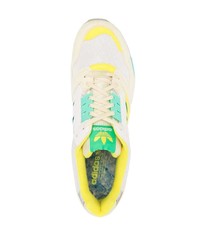 Chaussures de sport jaunes adidas