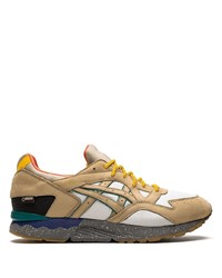 Chaussures de sport marron clair Asics