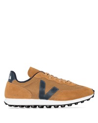 Chaussures de sport marron clair Veja